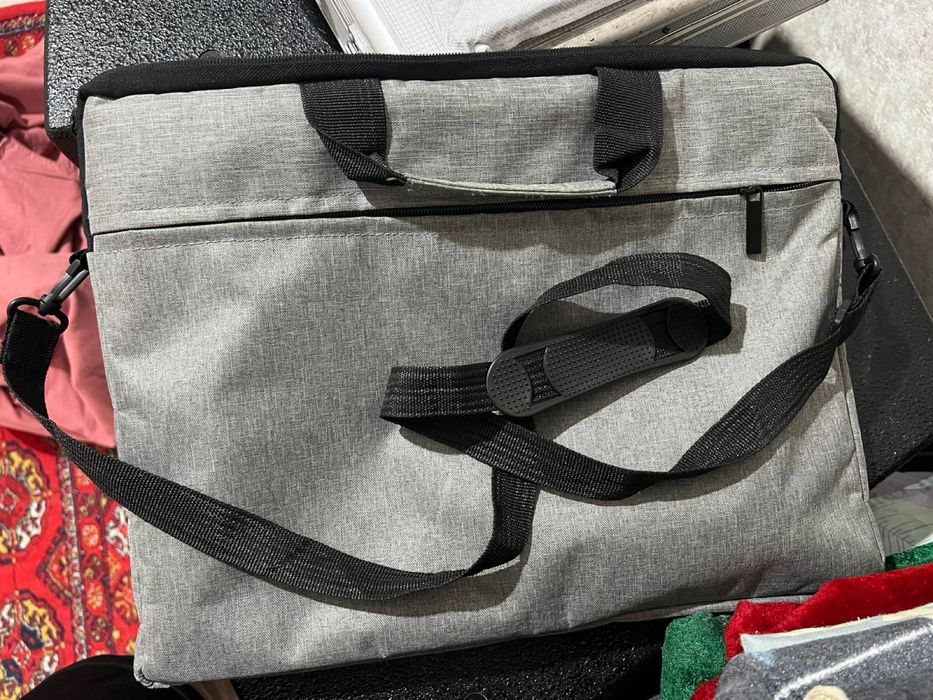 Продам нотбук пользовались месец 2