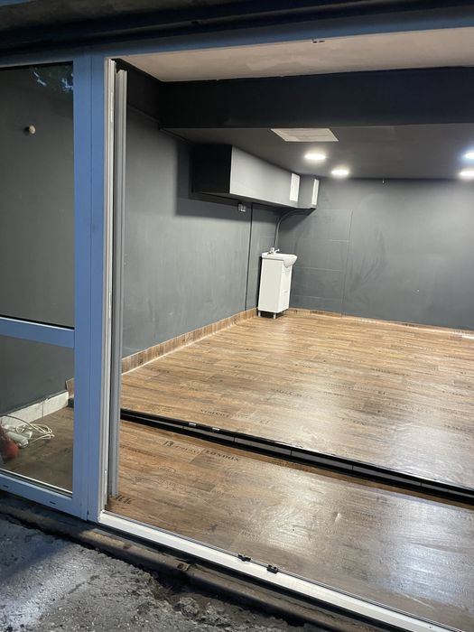 Spatiu comercial Metrou Valea Ialomitei- Drumul Taberei