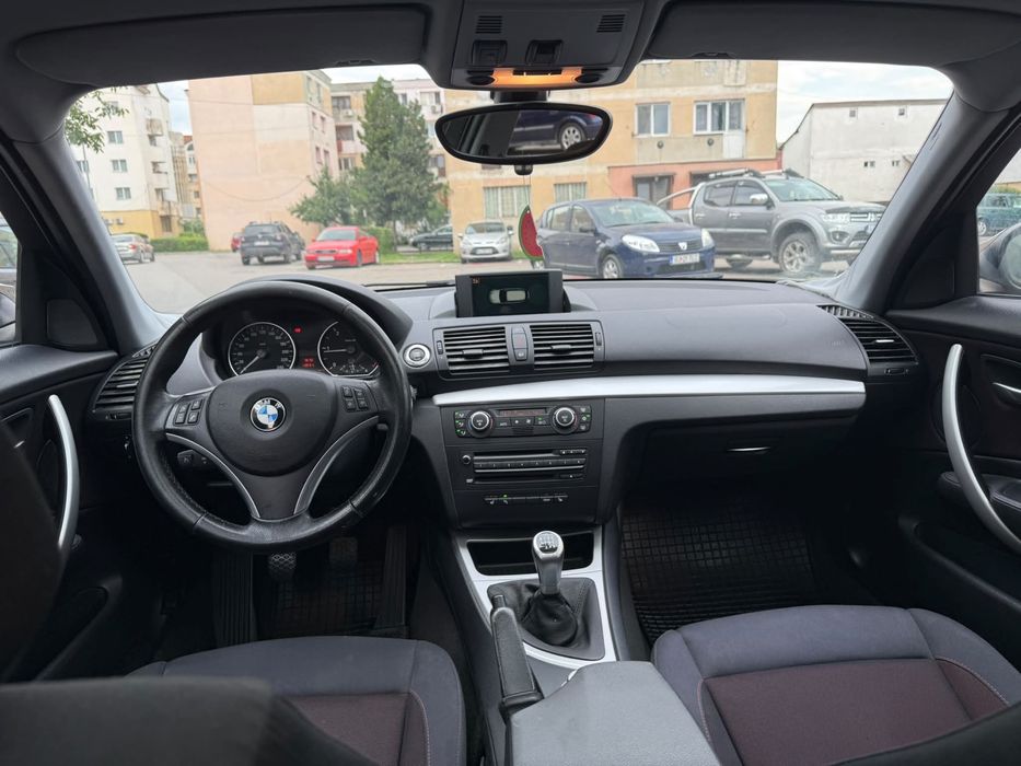BMW 1 Series 2008 — imagine 5