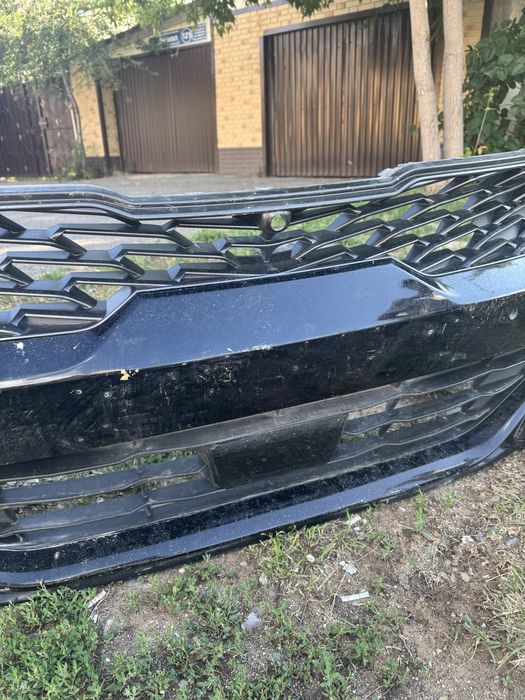 Продам бампер в сборе Kia K5