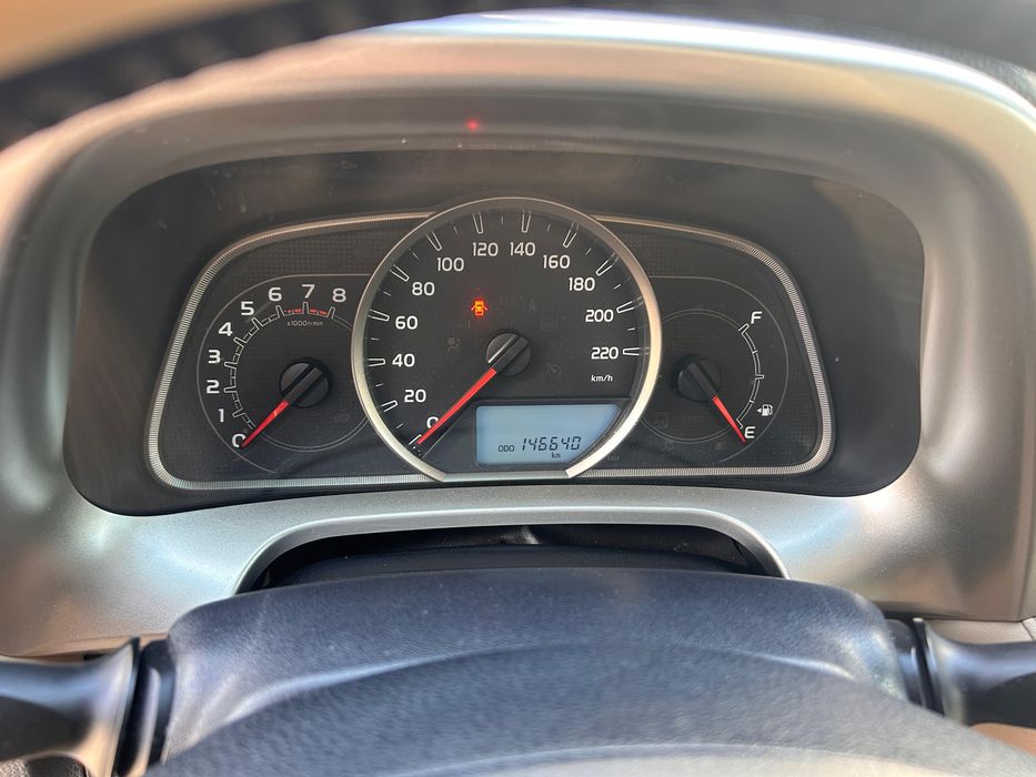 Продам Toyota Rav4 2013