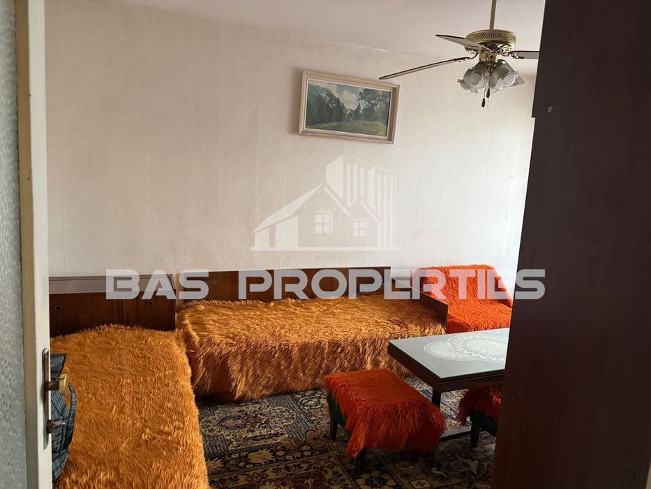 1-стаен в София-Света Троица площ 46