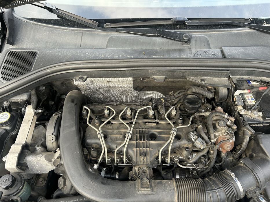 Injectoare Volvo XC 60 2.4 D D5204T3 2012