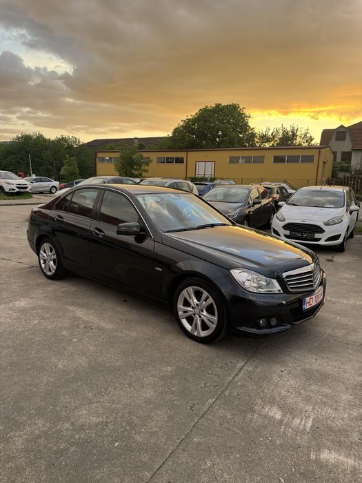 Mercedes Benz C180 Benzina AUTOMAT 117000km