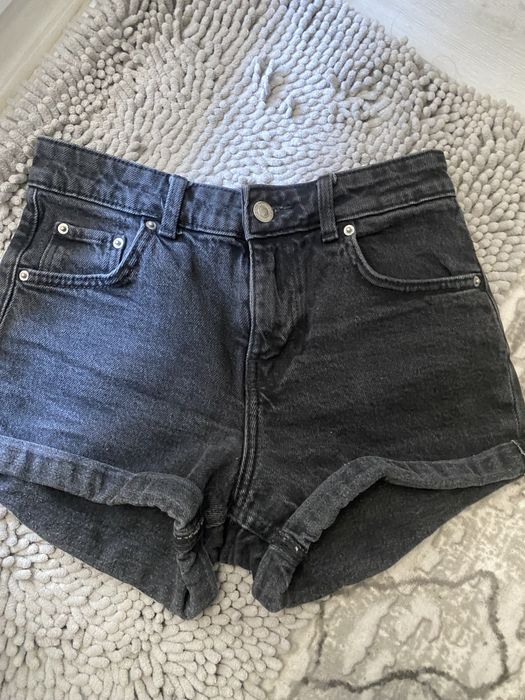 Къси панталони bershka pull & bear hm
