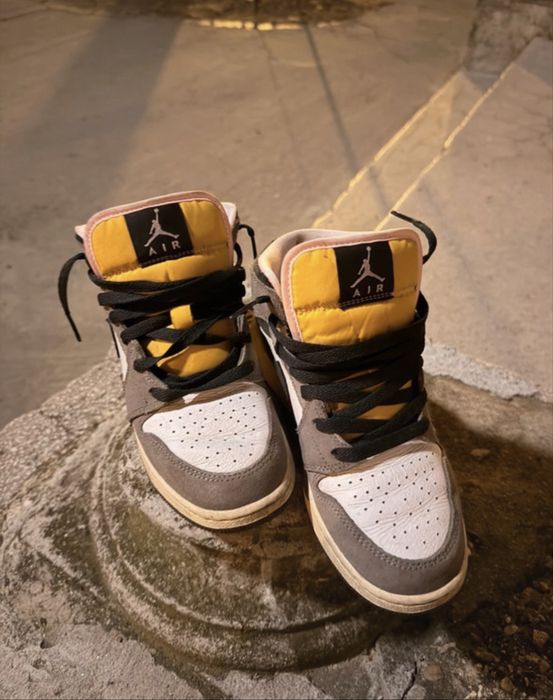 Adidasi Jordan Air