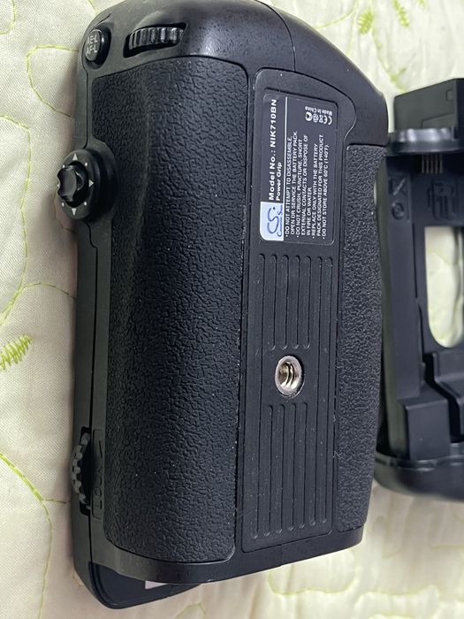 Battery Grip Nik710BN