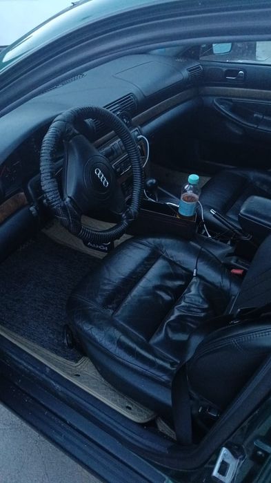 Ауди А4 Б5 1997, 2.4