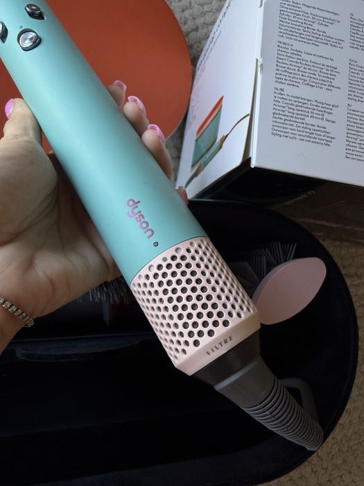 Маша за коса Dyson Airwrap цвят Ceramic Pop