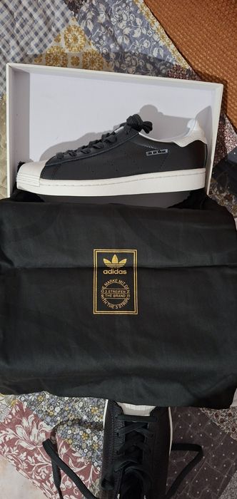 Adidas Superstar