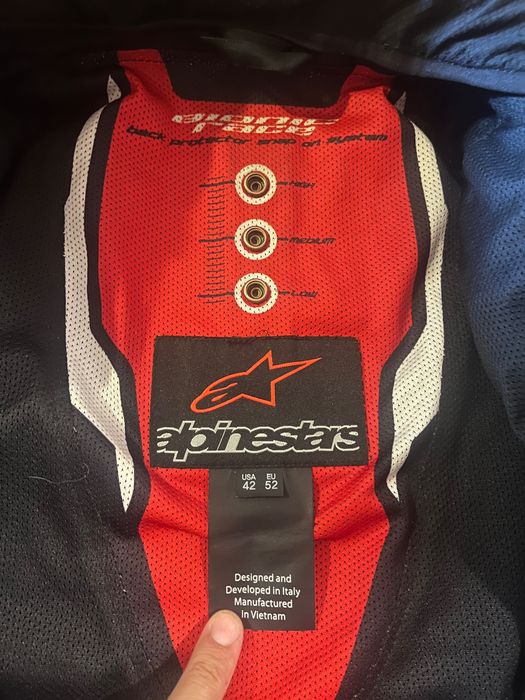 Яке alpinestars motegi