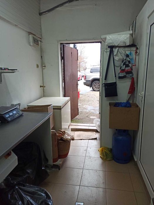 Дава под наем магазин гр. Хасково, бул.Раковски, срещу Ритейл парк