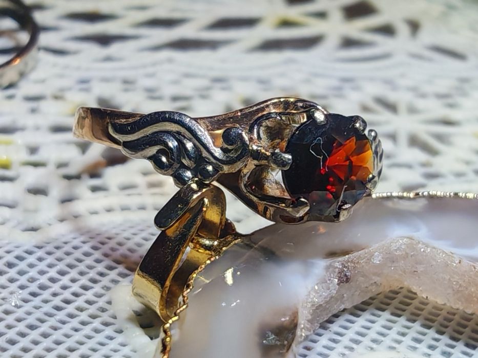 Продавам златен руски пръстен 14к