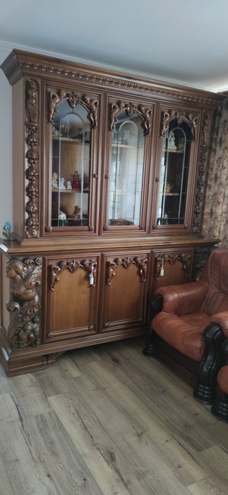 Mobilă lemn masiv lucrată manual in stil baroc, total 10 obiecte