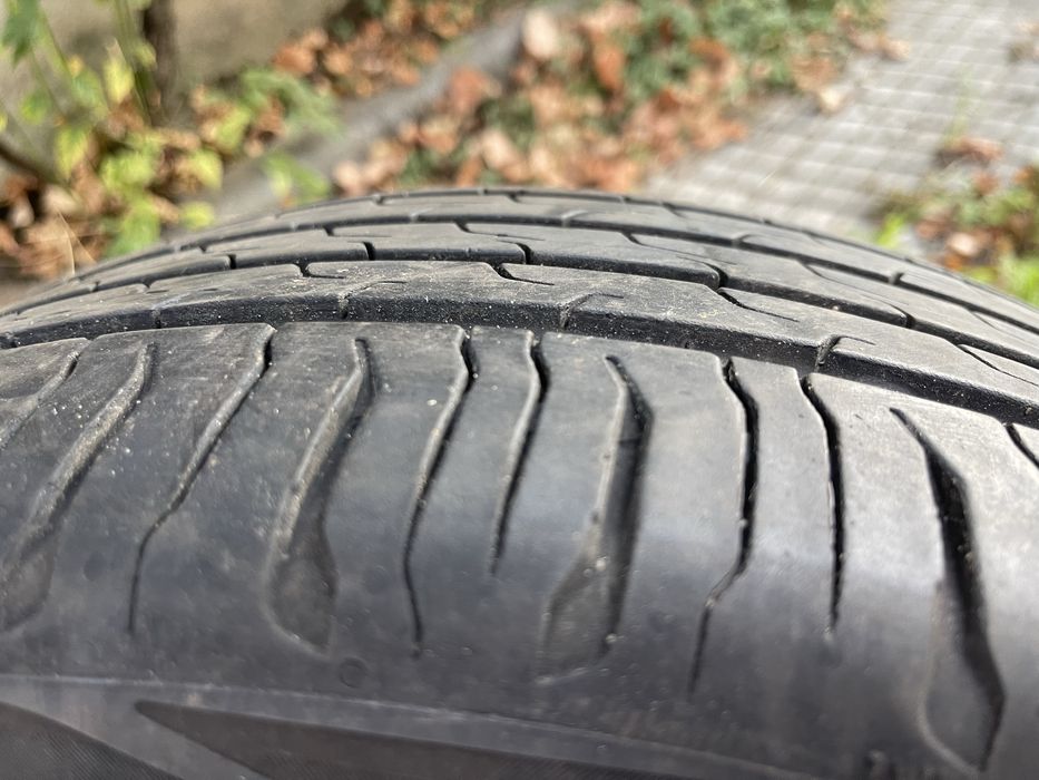 Anvelope 195/55/R16 87V Continental aproape noi