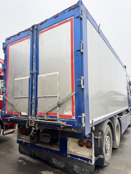 Daf xf camion  basculabil 3 axe