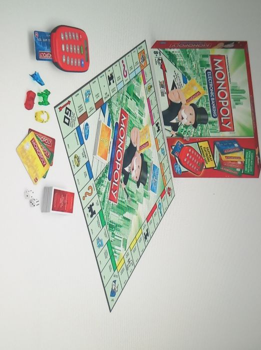 Joc Monopoly banca electronica