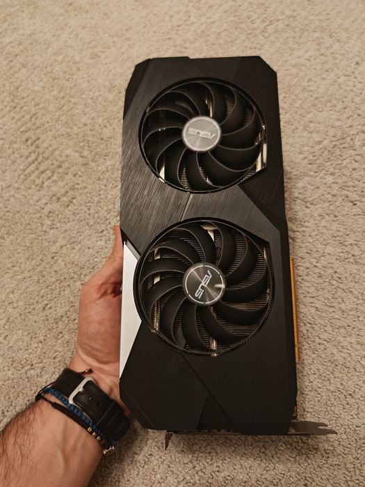 Vand placa video Asus Dual RX6700 XT impecabila