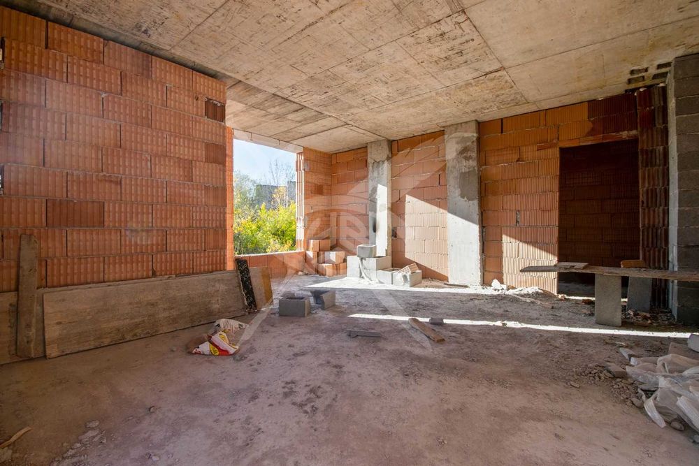 Продава се Четиристаен апартамент в София, Овча купел - 133 кв.м за 997 €/кв.м - Снимка #1