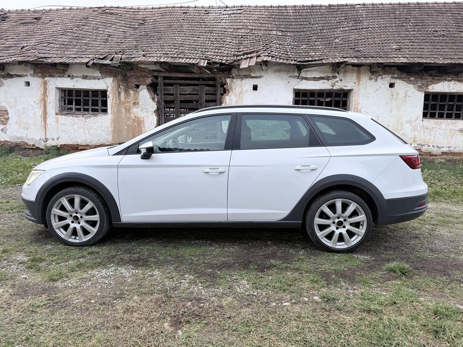 Vând Seat Leon Pachet XP, an 2015 4x4
