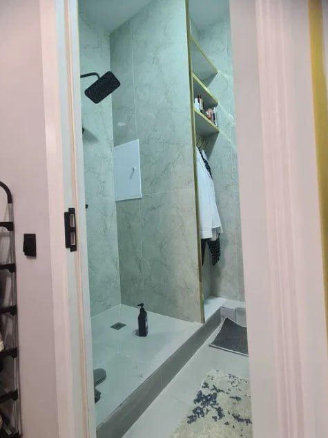 Срочно Продаётся ШРуставели 1/9/14 евро ремонт с мебелью техникой !