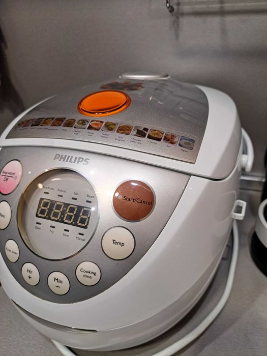 Мултикукър PHILIPS HD3139, 980W, 4л, 7 програми