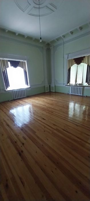 Уй ховли 4 сотих 8 хона сотилади