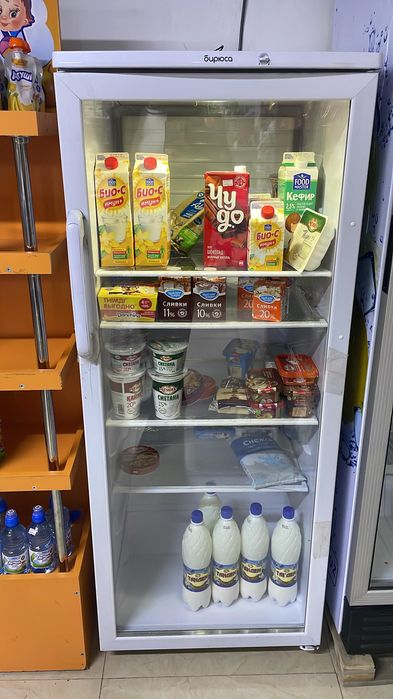 Холодильная витрина б/у