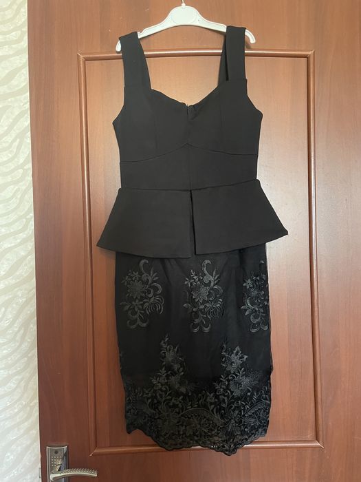 Женское платье