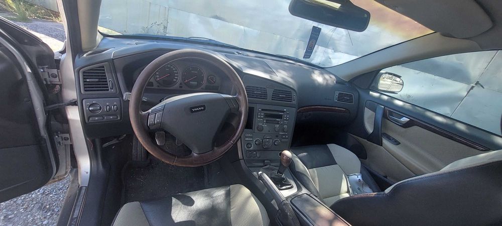 Volvo S60 D5 , Волво С60 на части!
Май 2004