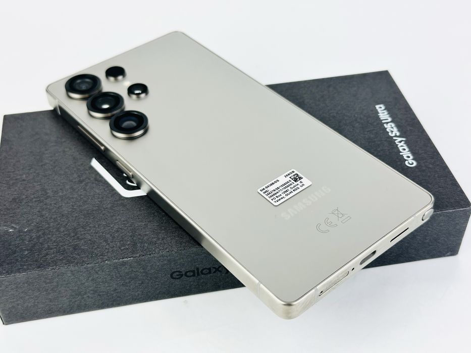 НОВ! Samsung Galaxy S25 Ultra 5G 256GB 12RAM Gray Гаранция!