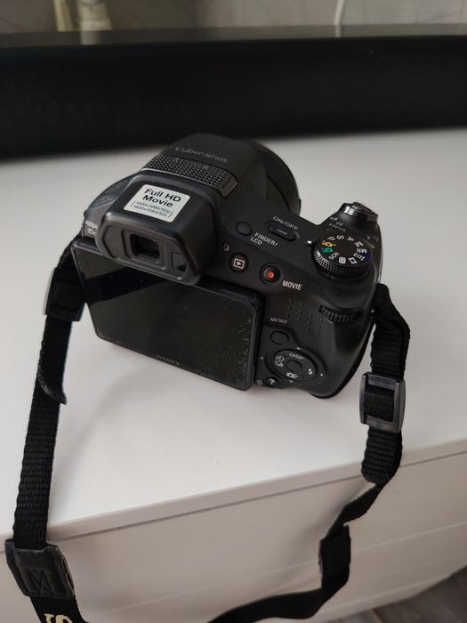 Продам фотоаппарат Sony