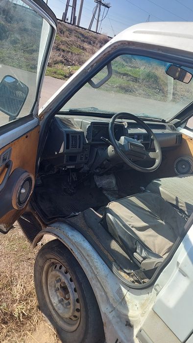 Продам бусик мазда бонга