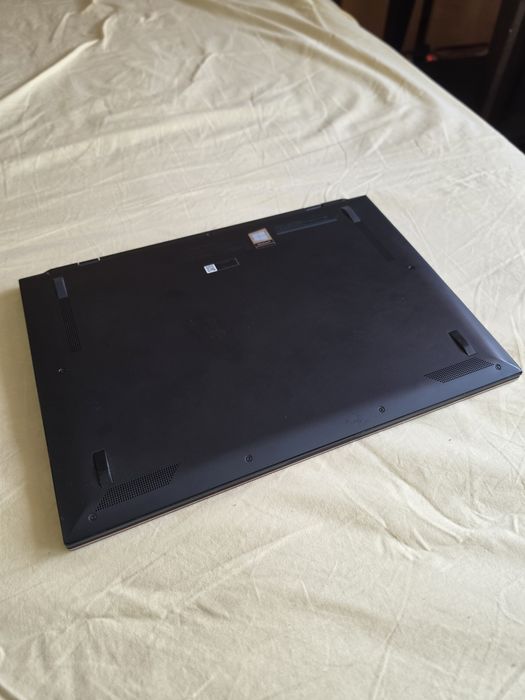 Laptop Asus Zenbook S UX393EA