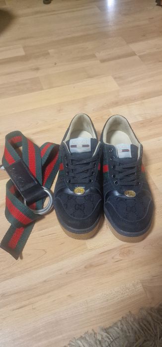 Комплект кецове +  ПОДАРЪК колан!
Цена: 68 лв.
Размер: 35