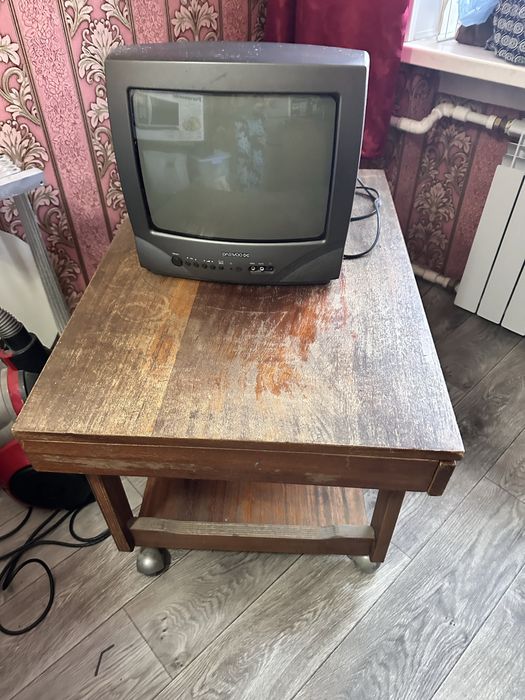 Тумба с телевизором