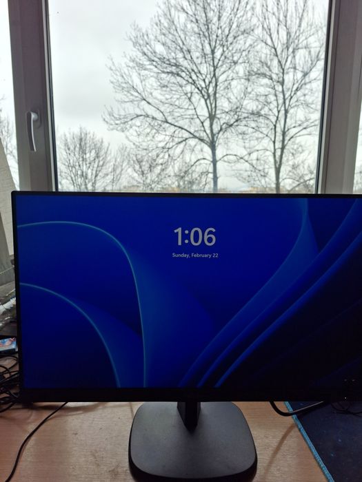 Monitor Philips 243v