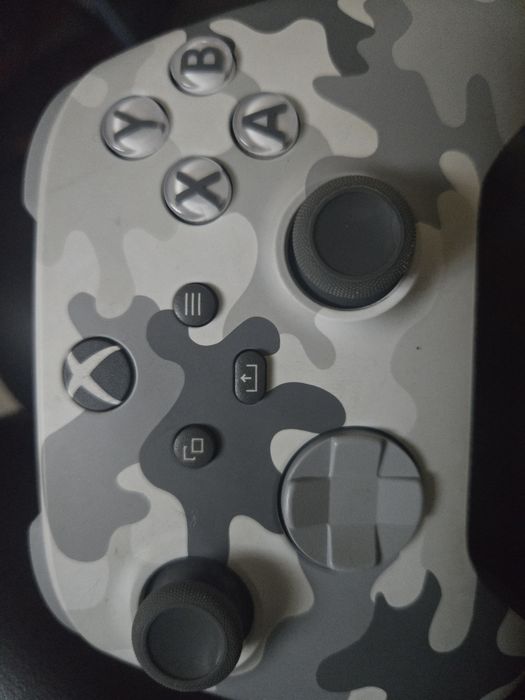 Oferta Controller Wireless Microsoft Xbox Series X/S, Arctic Camo