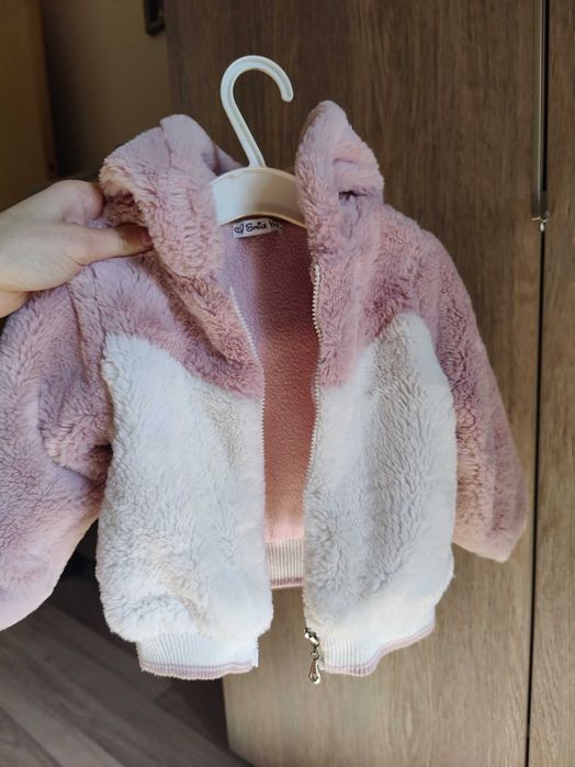 Продавам якета за момиче 18-24 месеца