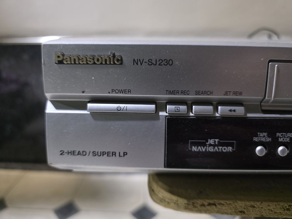 Видеомагнитафон Panasonic