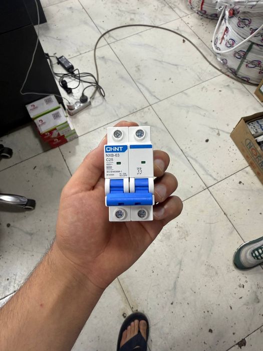 Электротовары и электромонтажная продукция. Elektr jihozlari sotiladi