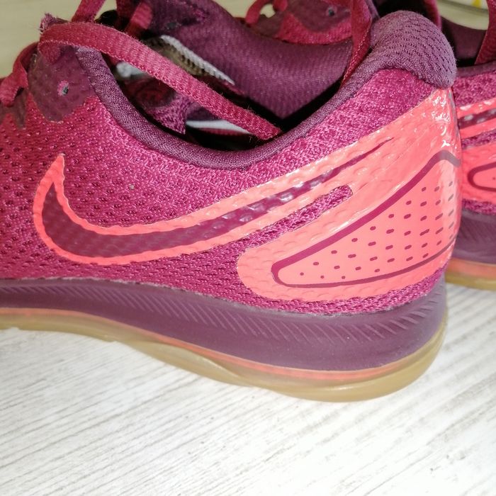 Nike дамски маратонки за фитнес и бягане