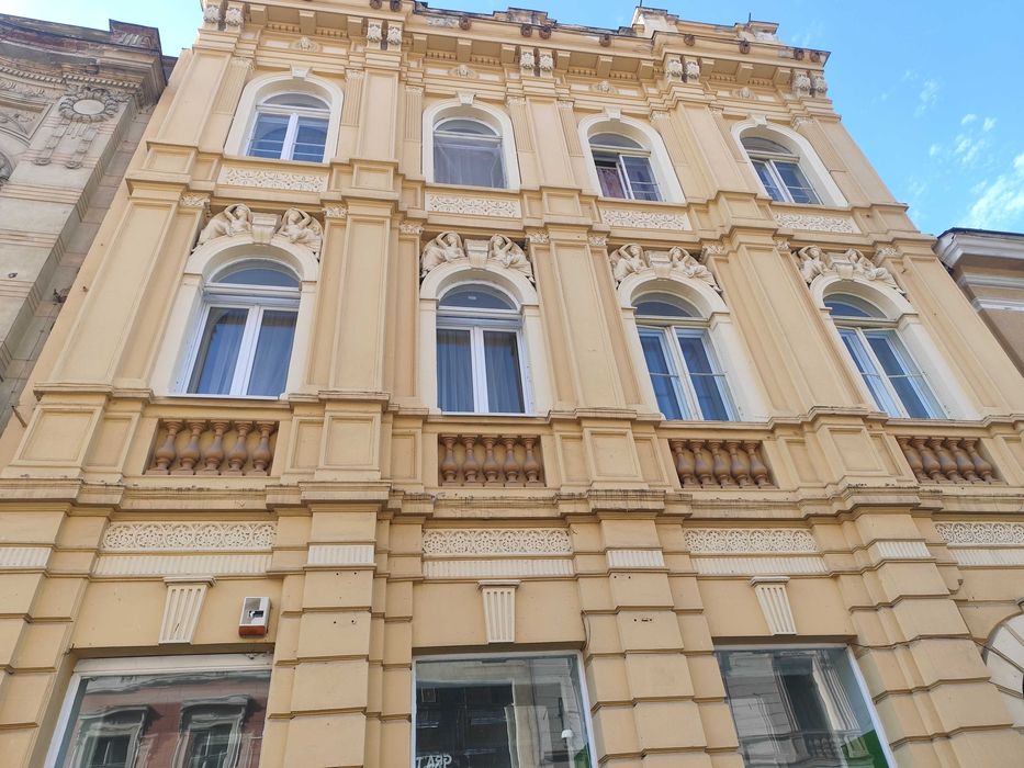Apartament cu 4 camere in Brasov Centrul Istoric