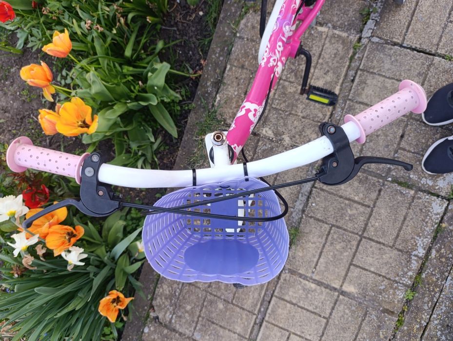 Детско розово колело с помощни гуми - 18 цола