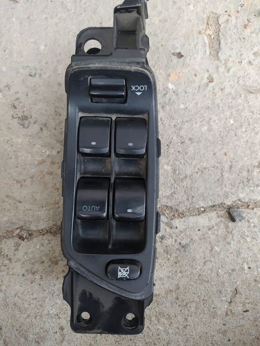 Блок кнопок Subaru Outback 2005 год .