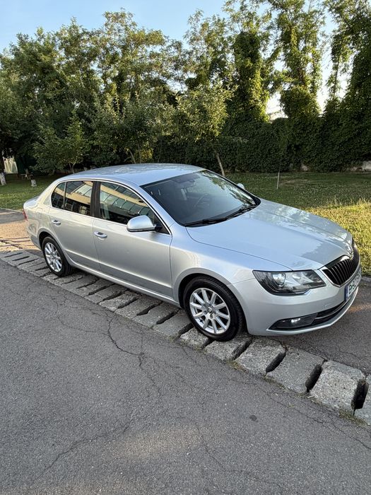 SKODA Superb 2014 — imagine 5