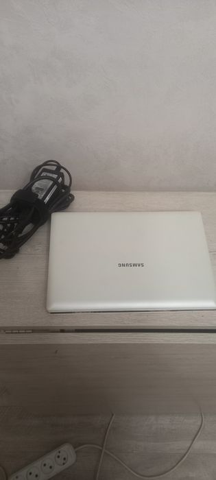 Продам Нетбук Samsung NC 10