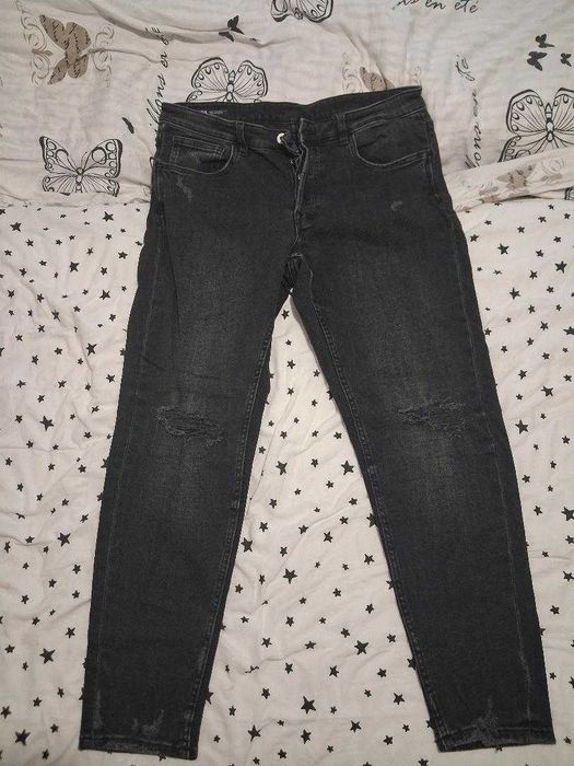 Vand blugi negri skinny Zara