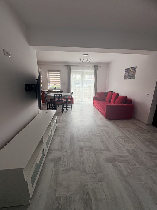 Apartament Modern cu Vedere la Cetate – Cartier Primăverii, Râșnov