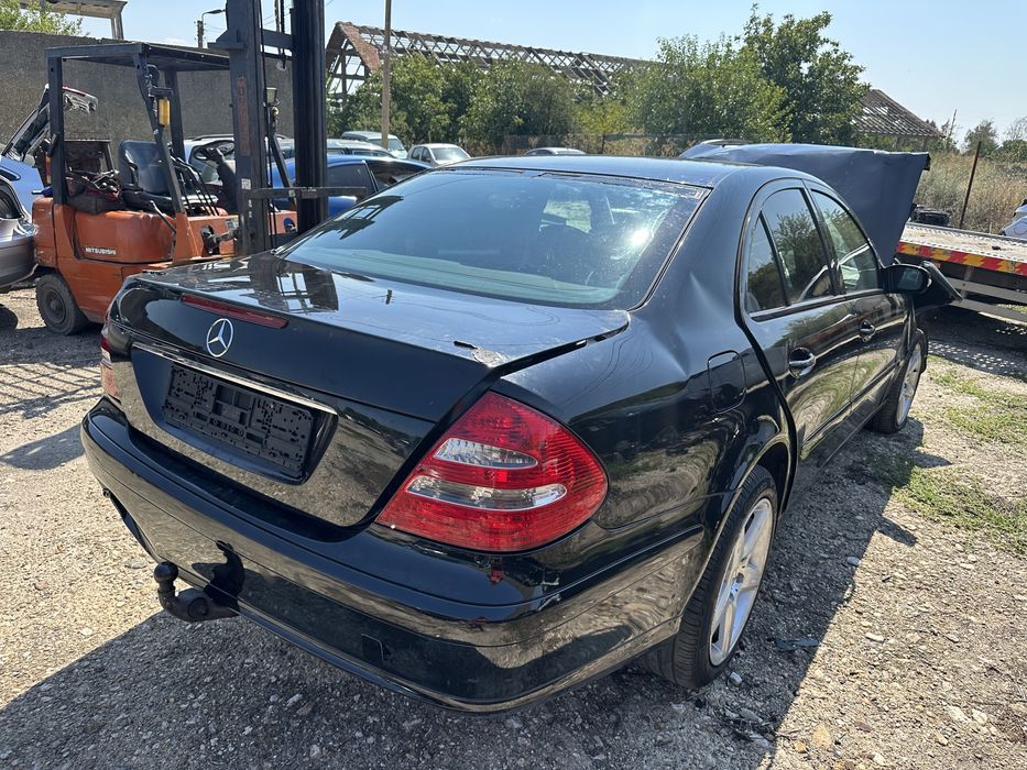 Mercedes E220CDI на части